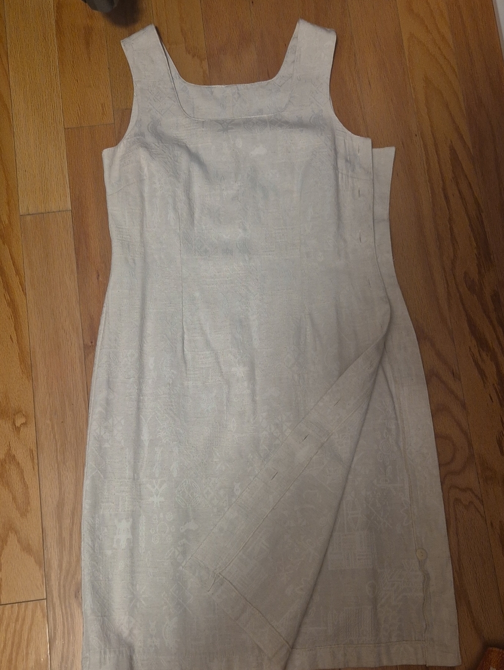 Sleeveless Ivory Jacquard Sheath Dress